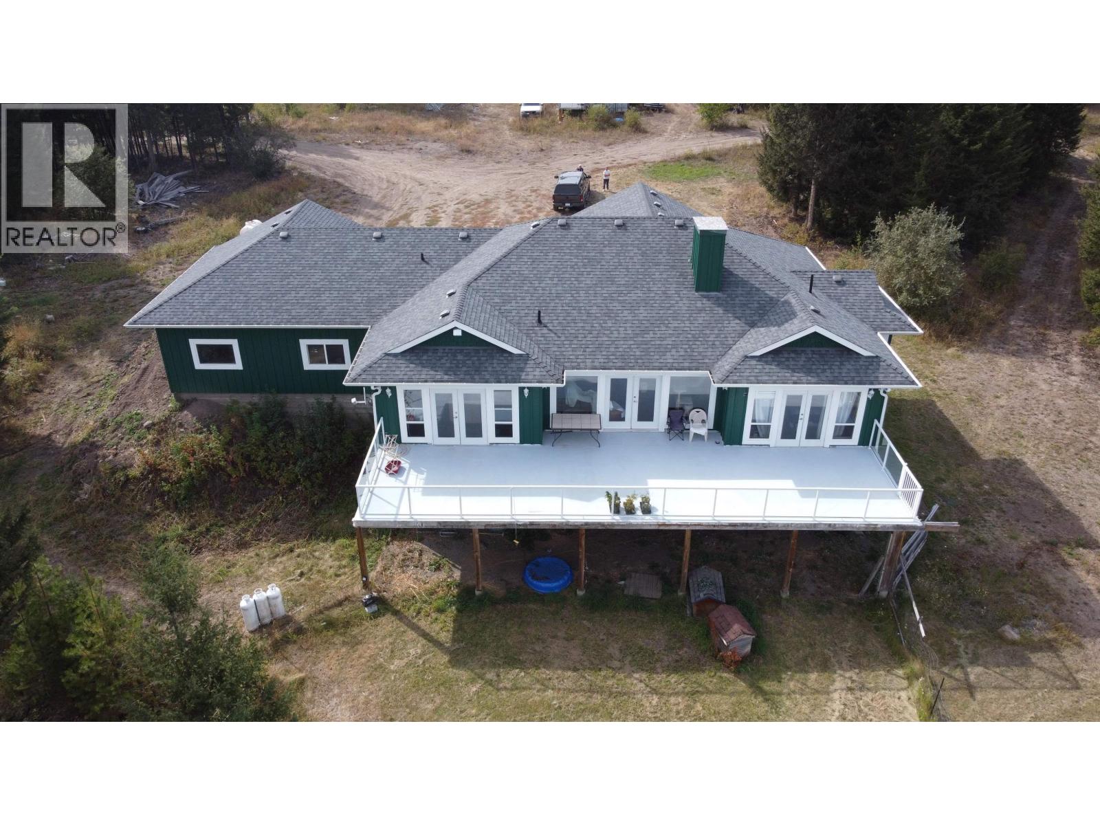 5879 HILLTOP ROAD, Forest Grove, British Columbia