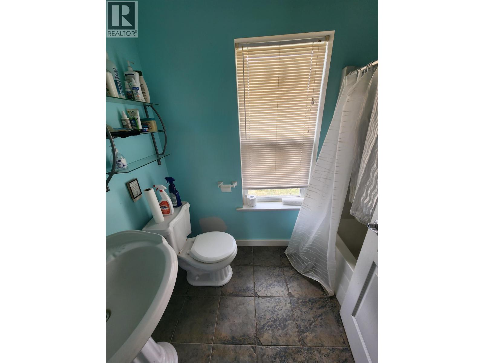 5879 Hilltop Road, Forest Grove, British Columbia  V0K 2E0 - Photo 21 - R3049302