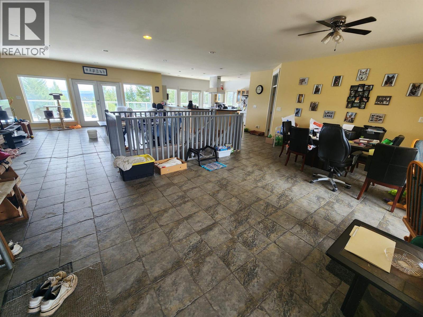 5879 Hilltop Road, Forest Grove, British Columbia  V0K 2E0 - Photo 15 - R3049302