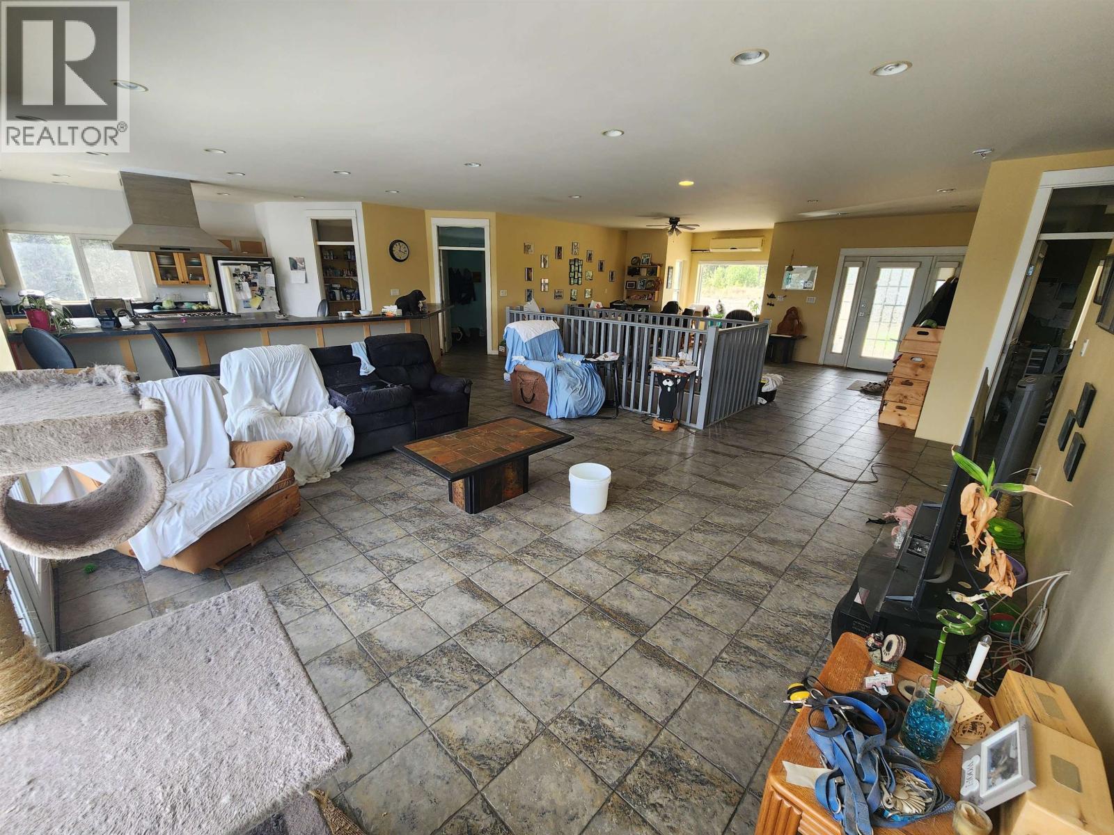 5879 Hilltop Road, Forest Grove, British Columbia  V0K 2E0 - Photo 16 - R3049302