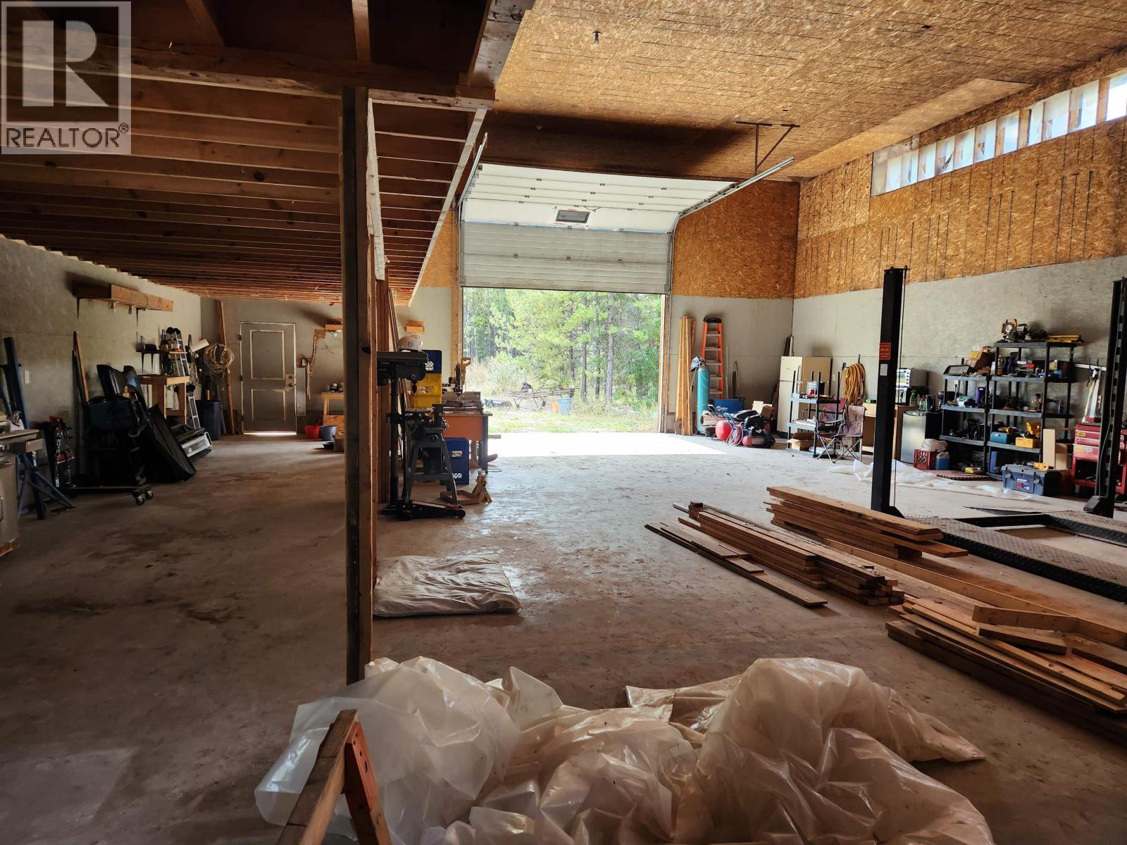 5879 Hilltop Road, Forest Grove, British Columbia  V0K 2E0 - Photo 6 - R3049302