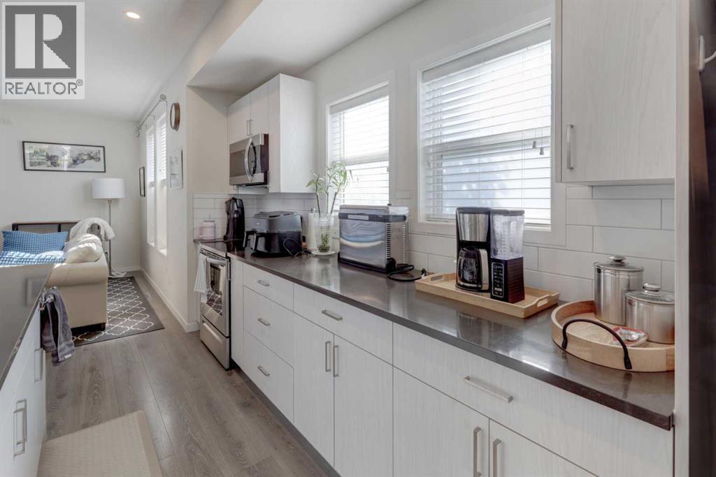 113 South Point Court Sw, Airdrie, Alberta  T4B 5C3 - Photo 8 - A2256358