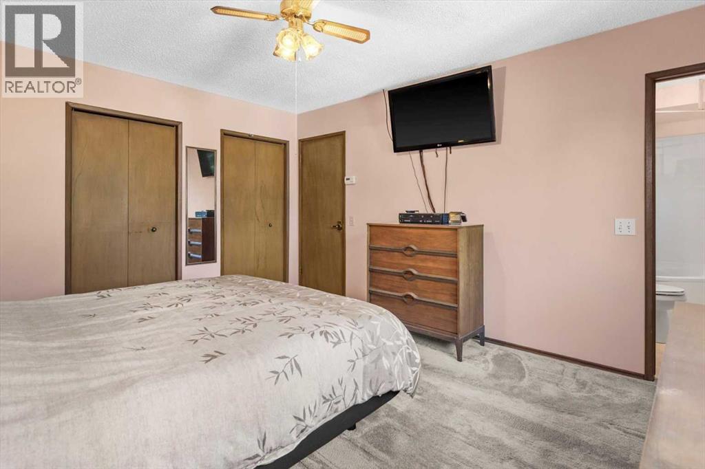 206 Lake Fraser Place Se, Calgary, Alberta  T2J 3T5 - Photo 17 - A2260066