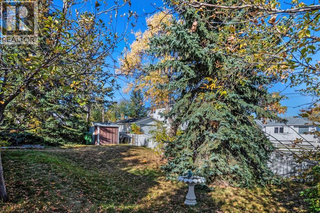 12 Thorncliffe Crescent Nw, Calgary, Alberta  T2K 3A9 - Photo 24 - A2264126