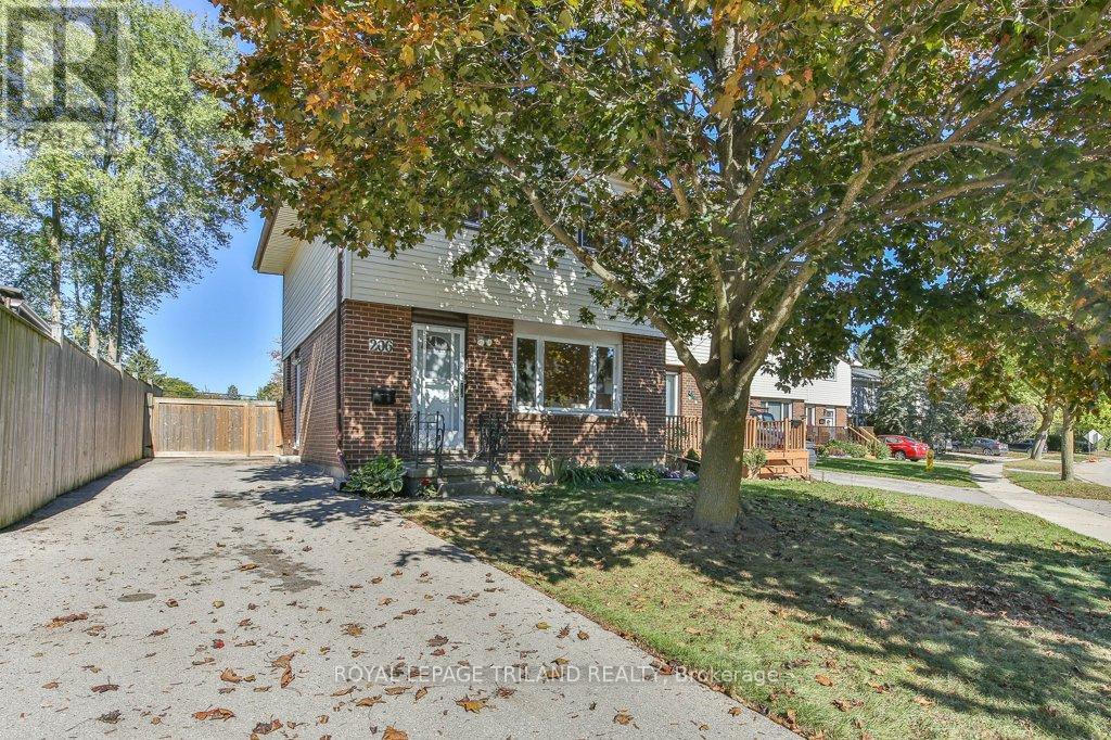 206 ADMIRAL DRIVE, London East, Ontario