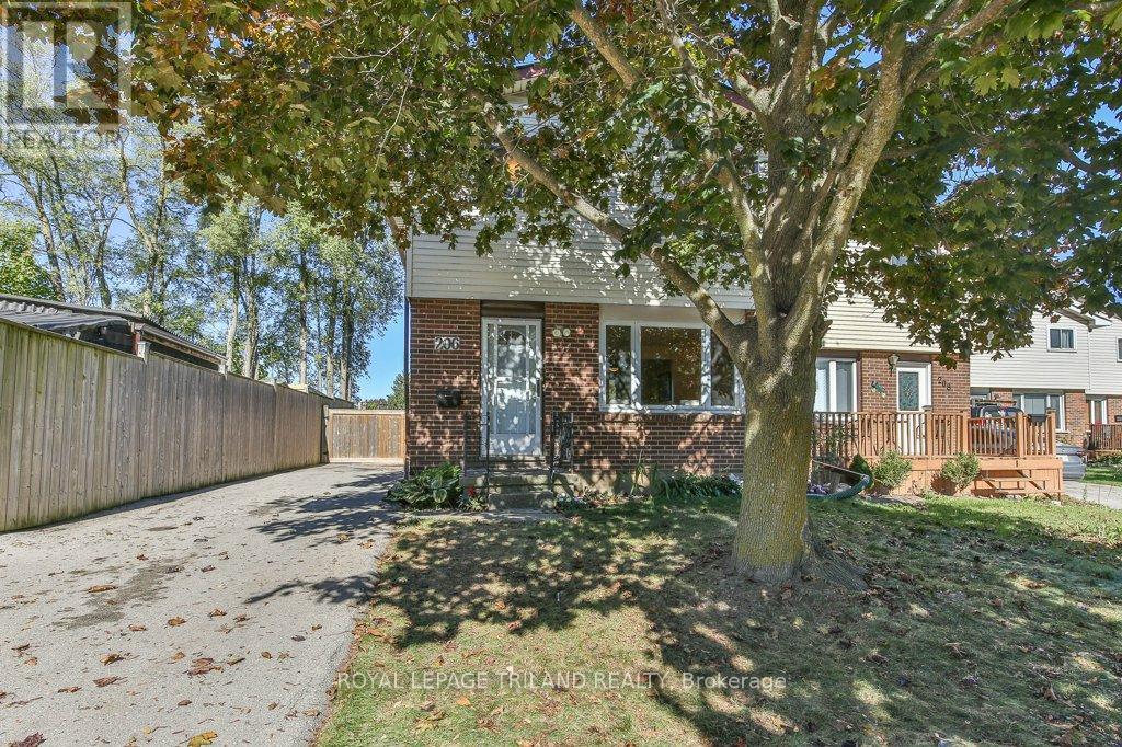 206 Admiral Drive, London East, Ontario  N5V 1H8 - Photo 2 - X12467023