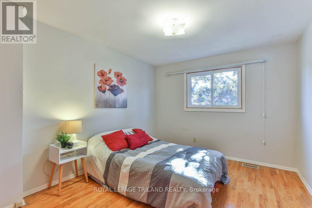 206 Admiral Drive, London East, Ontario  N5V 1H8 - Photo 24 - X12467023