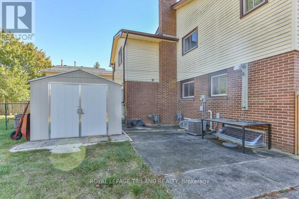 206 Admiral Drive, London East, Ontario  N5V 1H8 - Photo 36 - X12467023