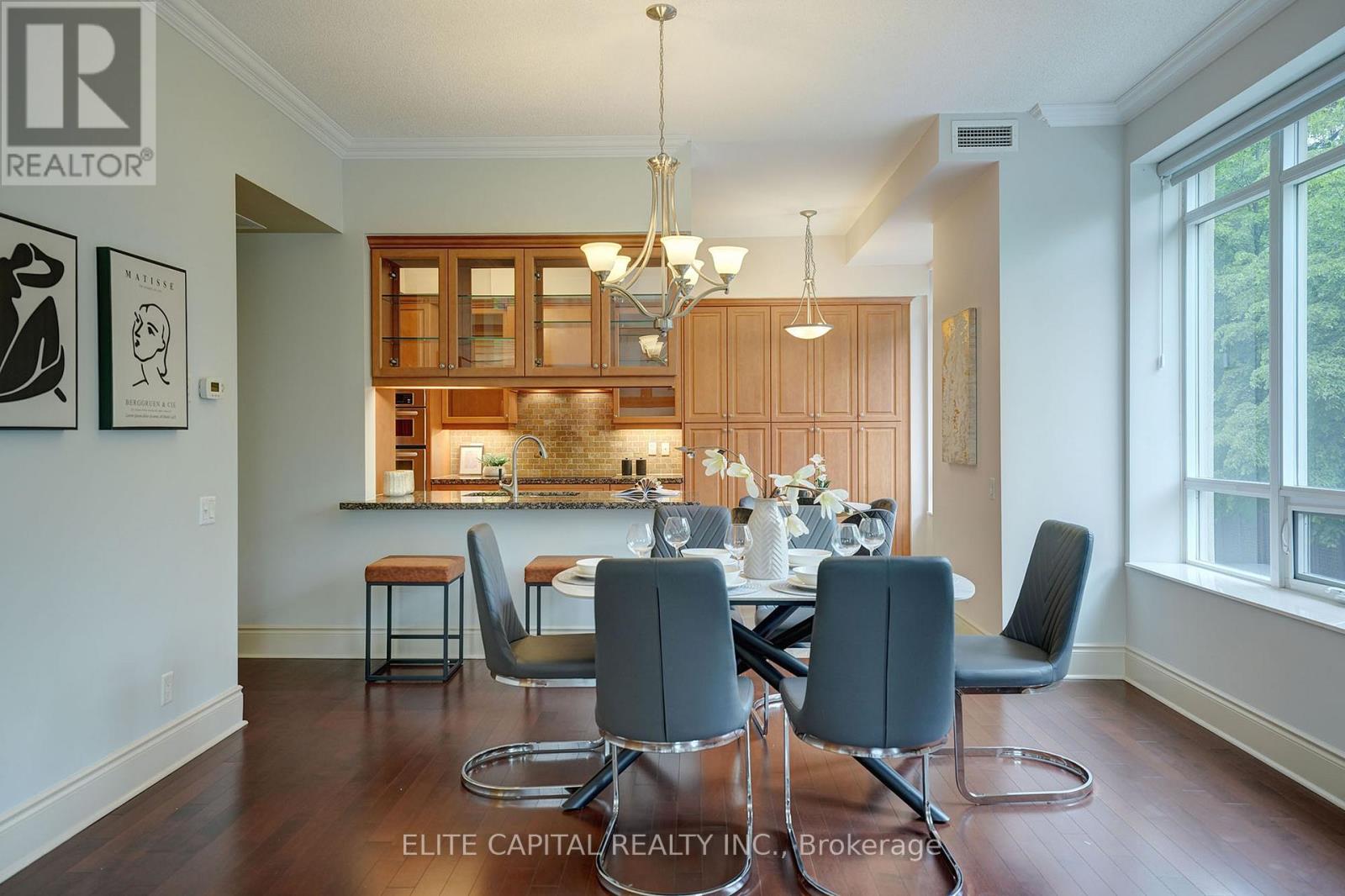 115 - 10101 Yonge Street, Richmond Hill, Ontario  L4C 0V6 - Photo 2 - N12466962