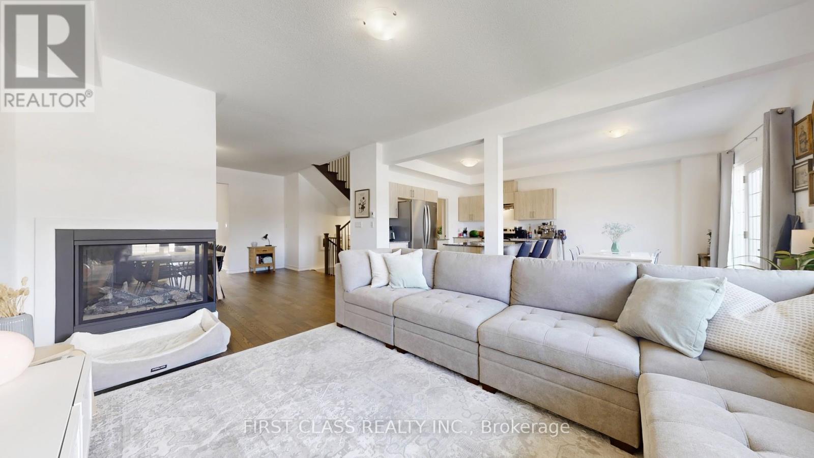5 Harvest Crescent, Barrie, Ontario  L9J 0T3 - Photo 12 - S12466992