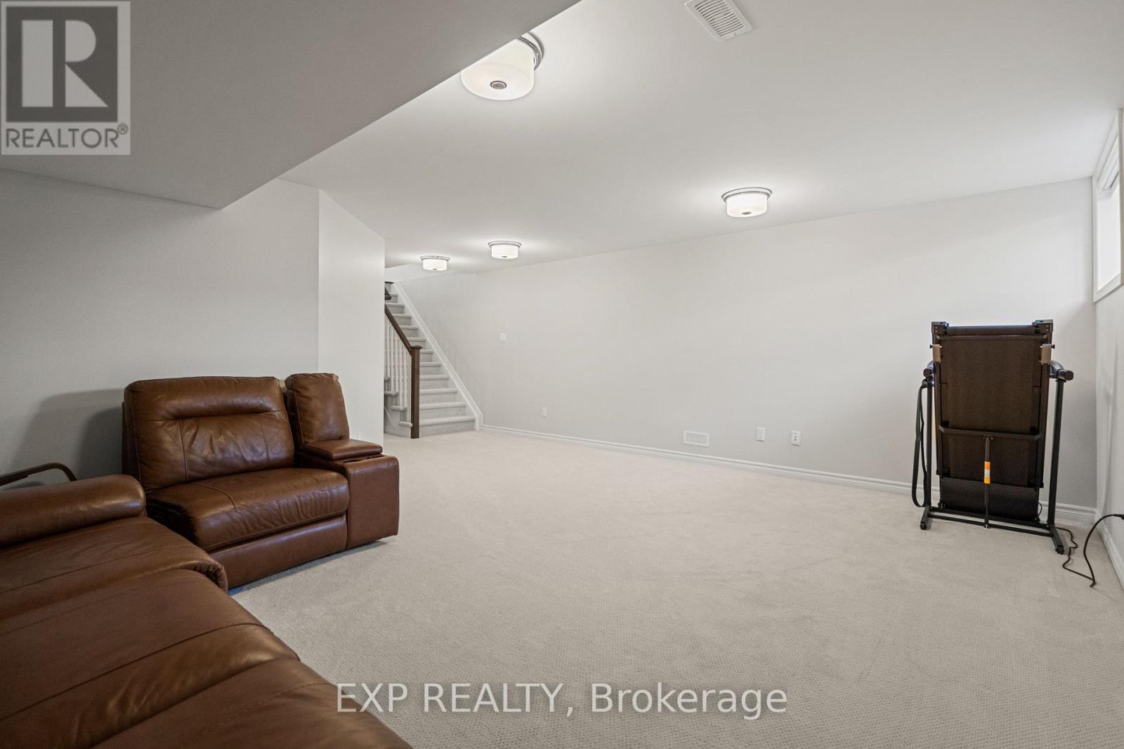 512 Edenwylde Drive E, Ottawa, Ontario  K2S 2K4 - Photo 31 - X12467022
