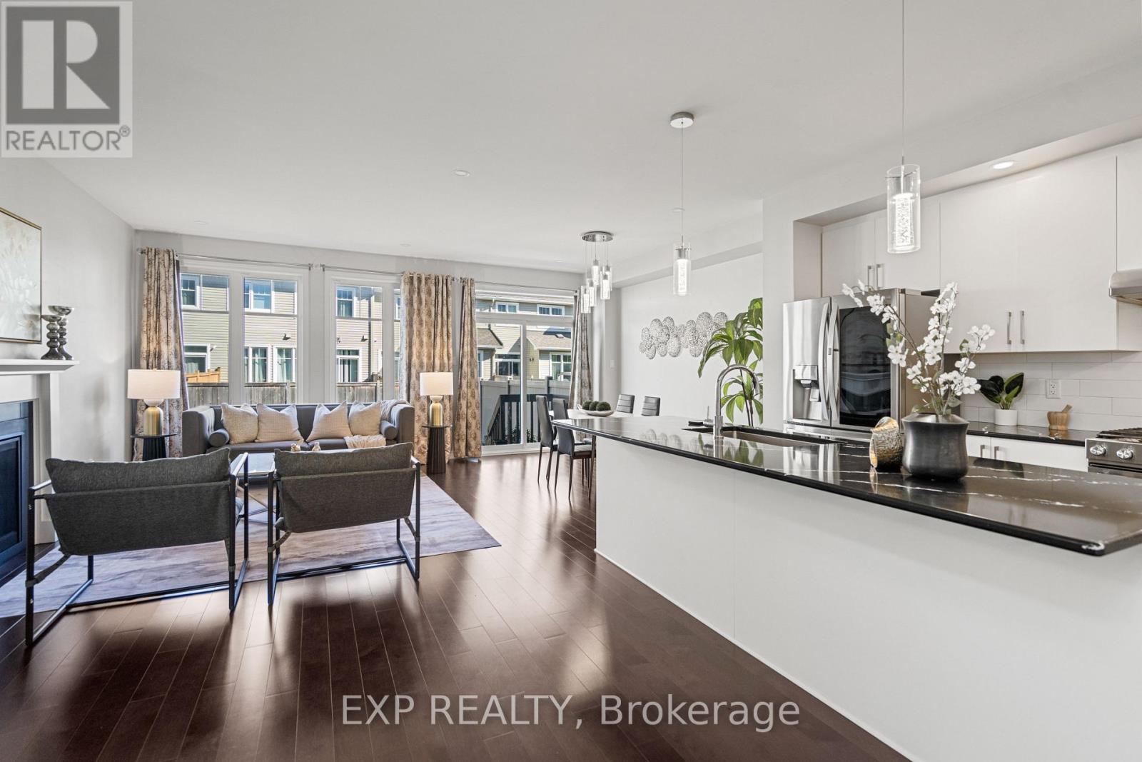512 Edenwylde Drive E, Ottawa, Ontario  K2S 2K4 - Photo 7 - X12467022