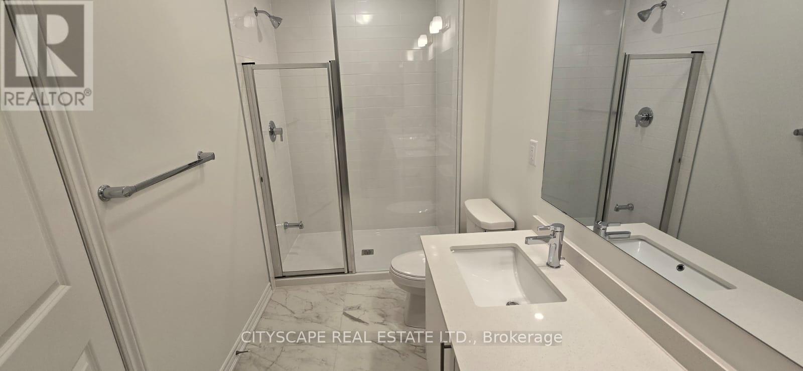 1136 Tanbark Avenue, Oakville, Ontario  L6H 8C4 - Photo 7 - W12466976