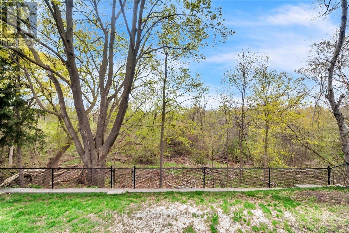 2301 Devon Road, Oakville, Ontario  L6J 5R2 - Photo 35 - W12466979