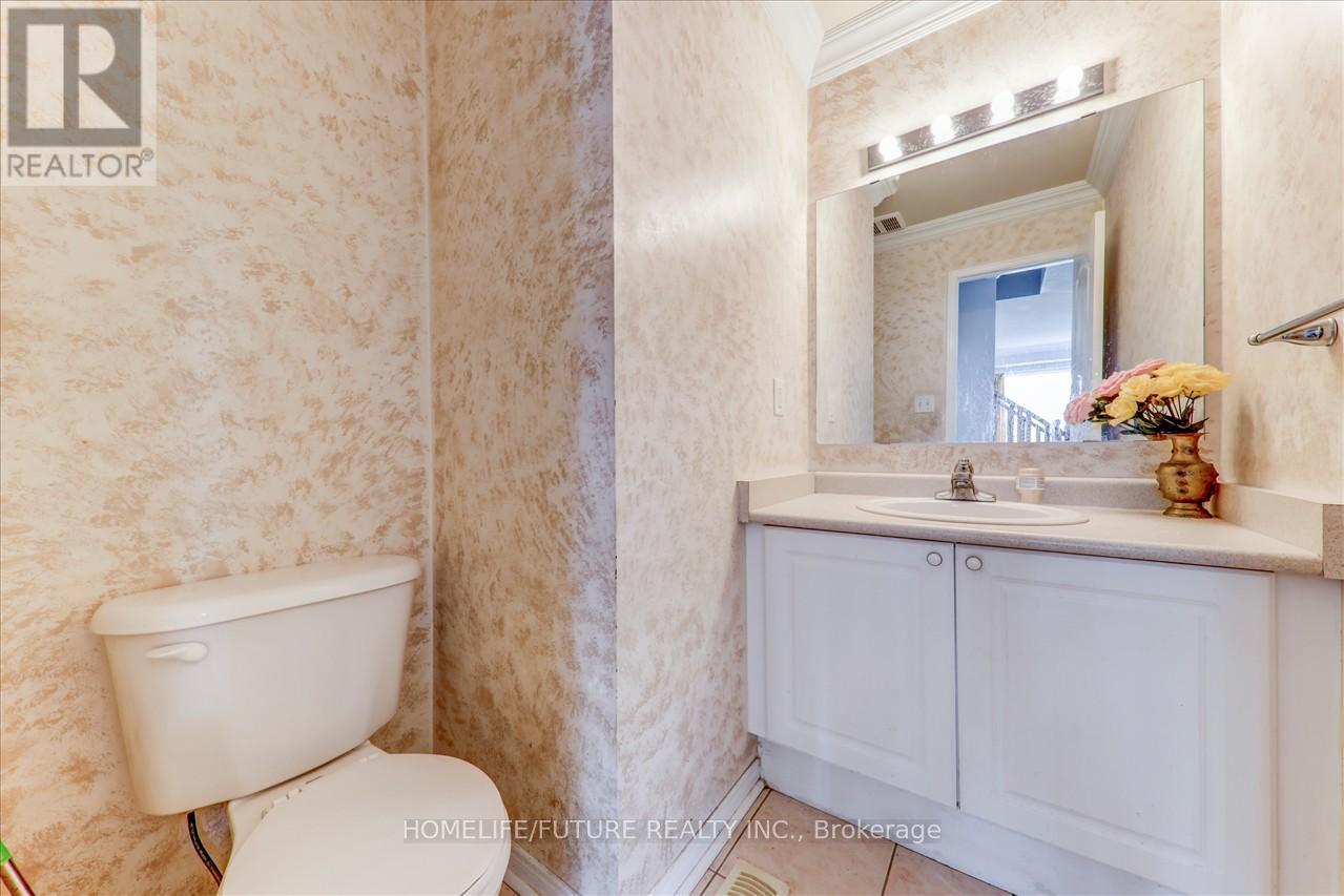 69 Heatherdale Drive, Brampton, Ontario  L7A 2H4 - Photo 16 - W12466983
