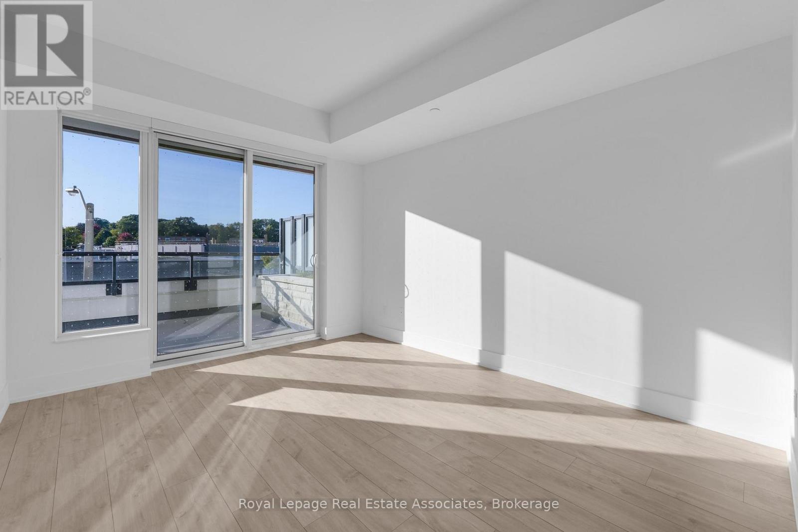 216 - 259 The Kingsway, Toronto, Ontario  M9A 0G2 - Photo 12 - W12466994