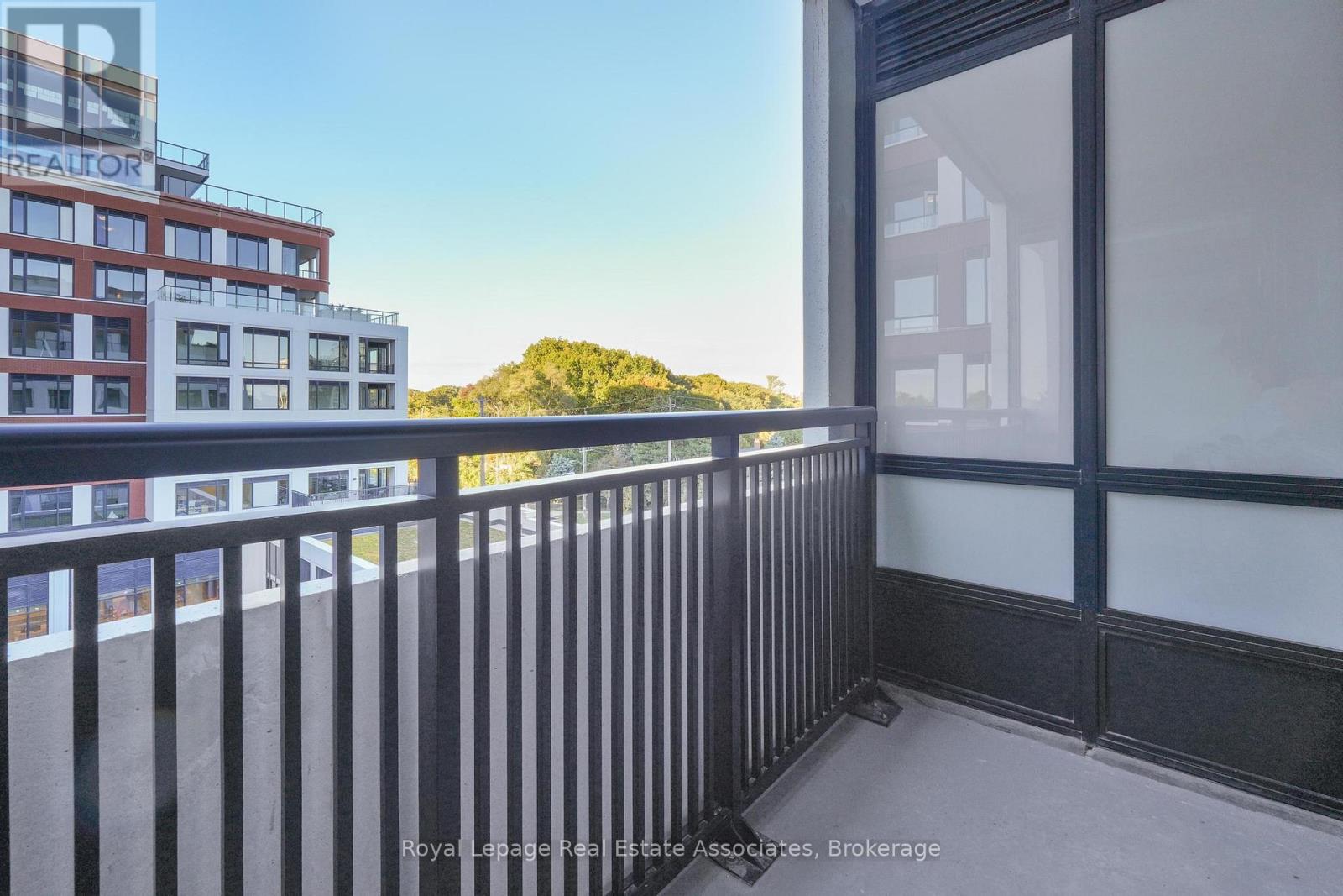 403 - 259 The Kingsway, Toronto, Ontario  M9A 0G2 - Photo 17 - W12466999