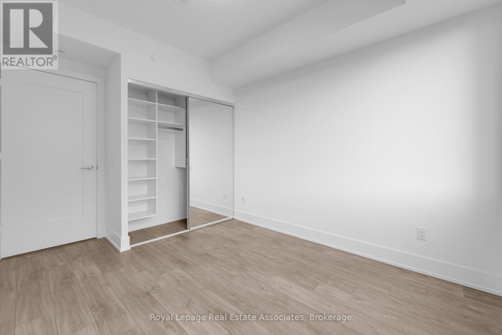 404 - 259 The Kingsway, Toronto, Ontario  M9A 0G2 - Photo 15 - W12467002