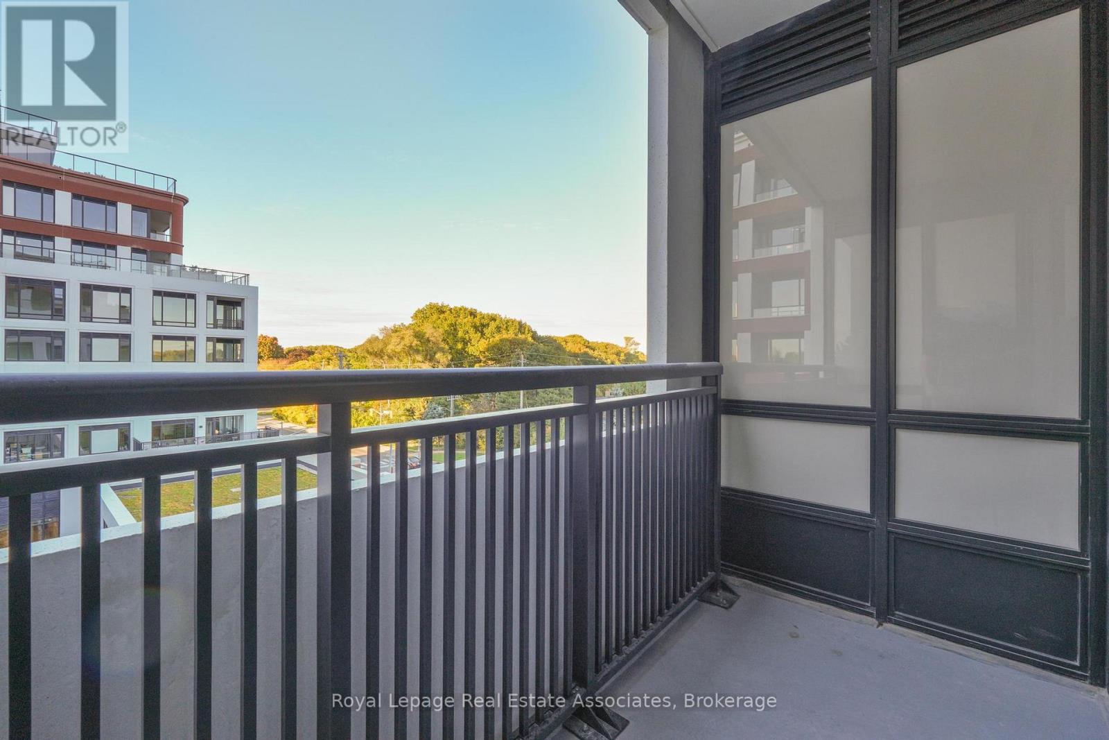 404 - 259 The Kingsway, Toronto, Ontario  M9A 0G2 - Photo 16 - W12467002