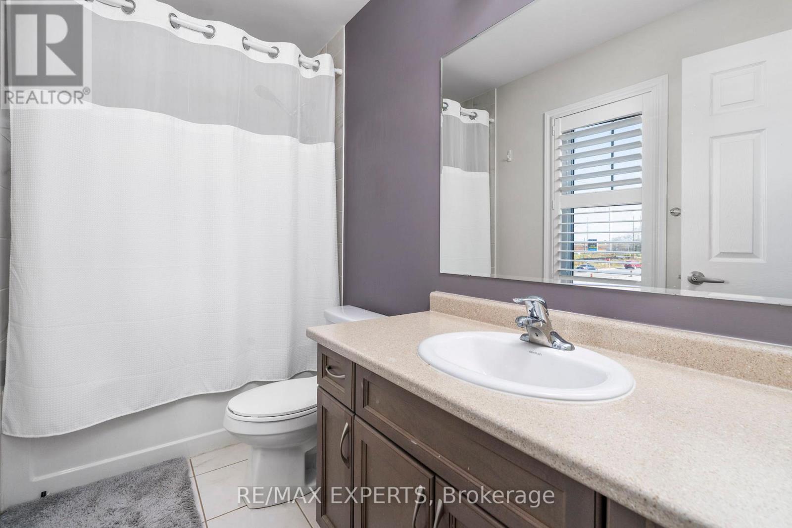 56 Donlamont Circle, Brampton, Ontario  L7A 4T5 - Photo 22 - W12467004