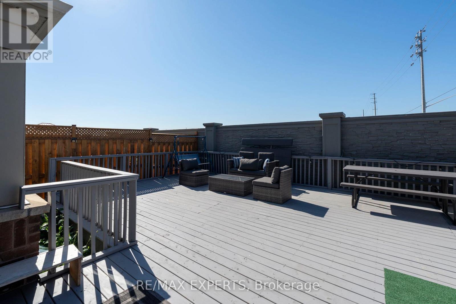 56 Donlamont Circle, Brampton, Ontario  L7A 4T5 - Photo 36 - W12467004