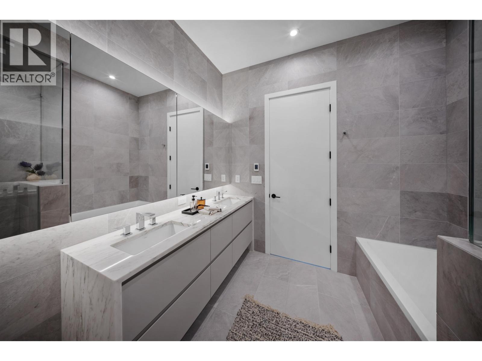 5104 2186 Gilmore Avenue, Burnaby, British Columbia  V5C 0N7 - Photo 16 - R3059299