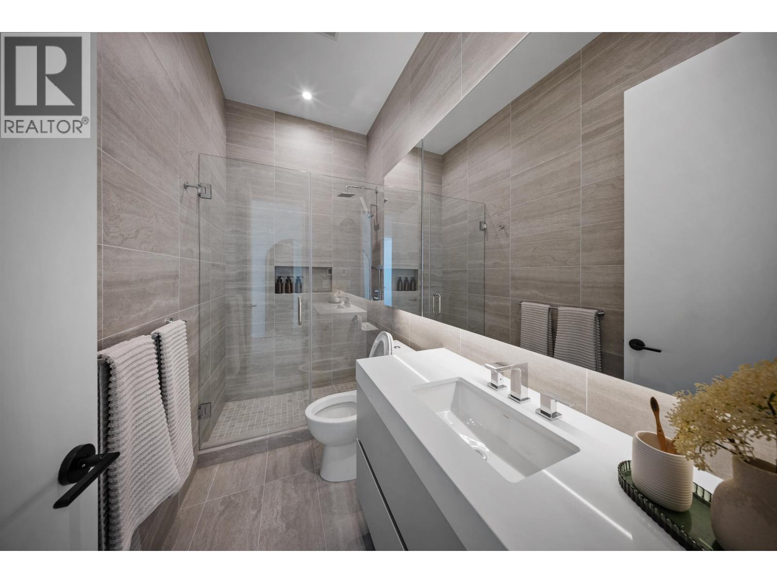 5104 2186 Gilmore Avenue, Burnaby, British Columbia  V5C 0N7 - Photo 18 - R3059299