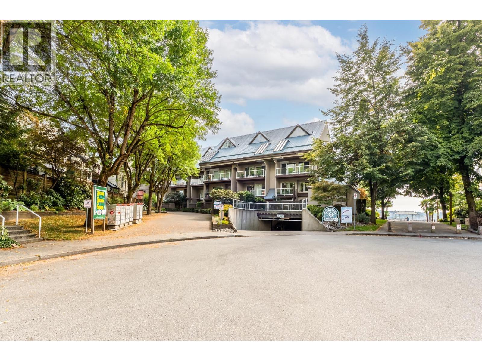 311 5 K De K Court, New Westminster, British Columbia  V3M 6B6 - Photo 24 - R3059305