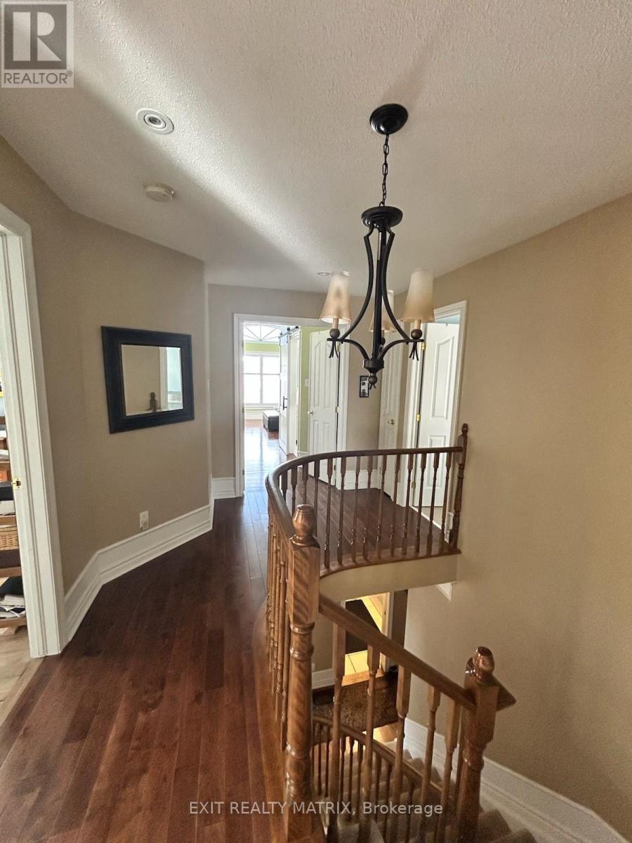 928 Scala Avenue, Ottawa, Ontario  K4A 5E1 - Photo 20 - X12466769