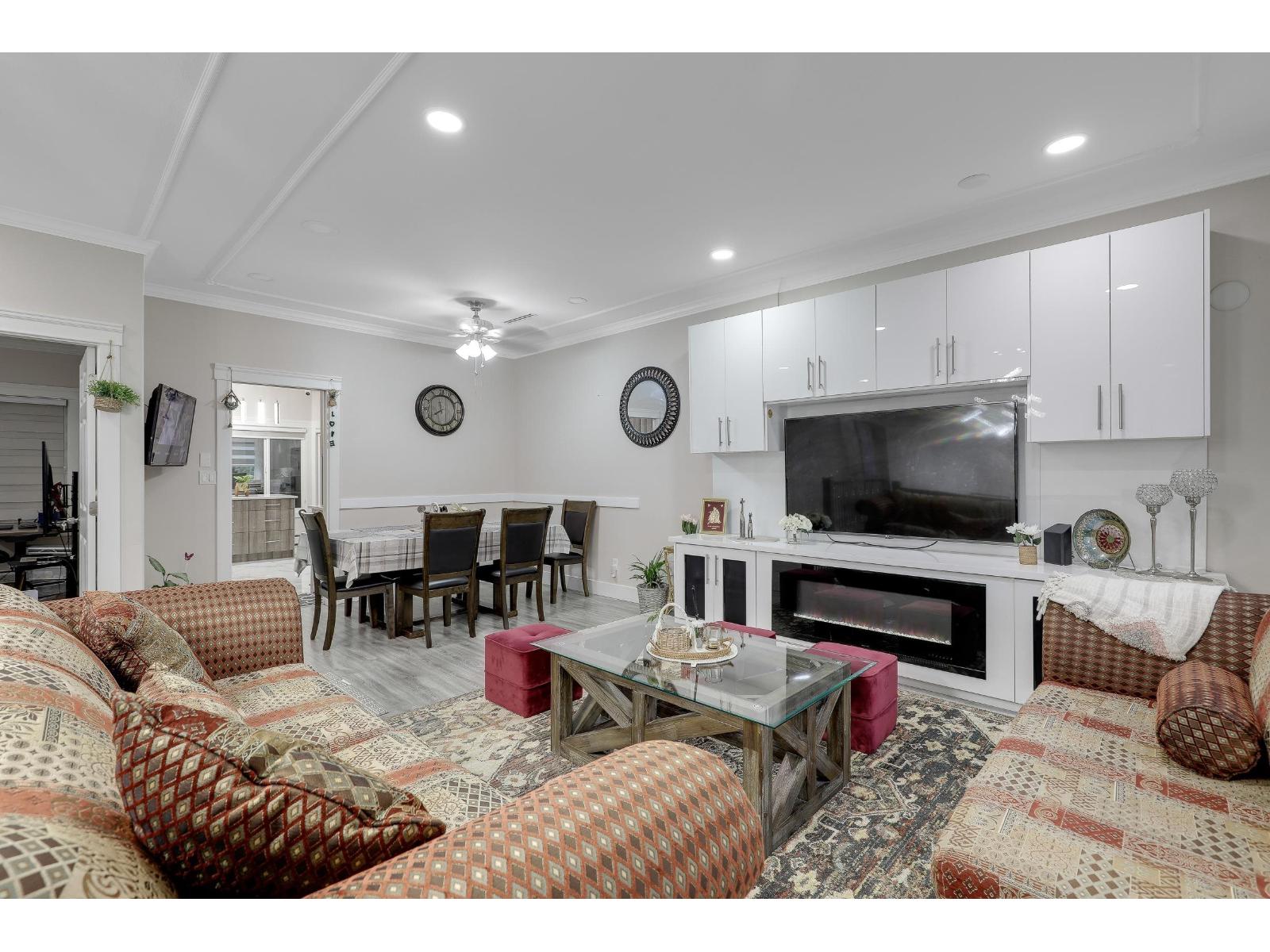 12046 84 Avenue, Surrey, British Columbia  V3W 3G3 - Photo 4 - R3055326