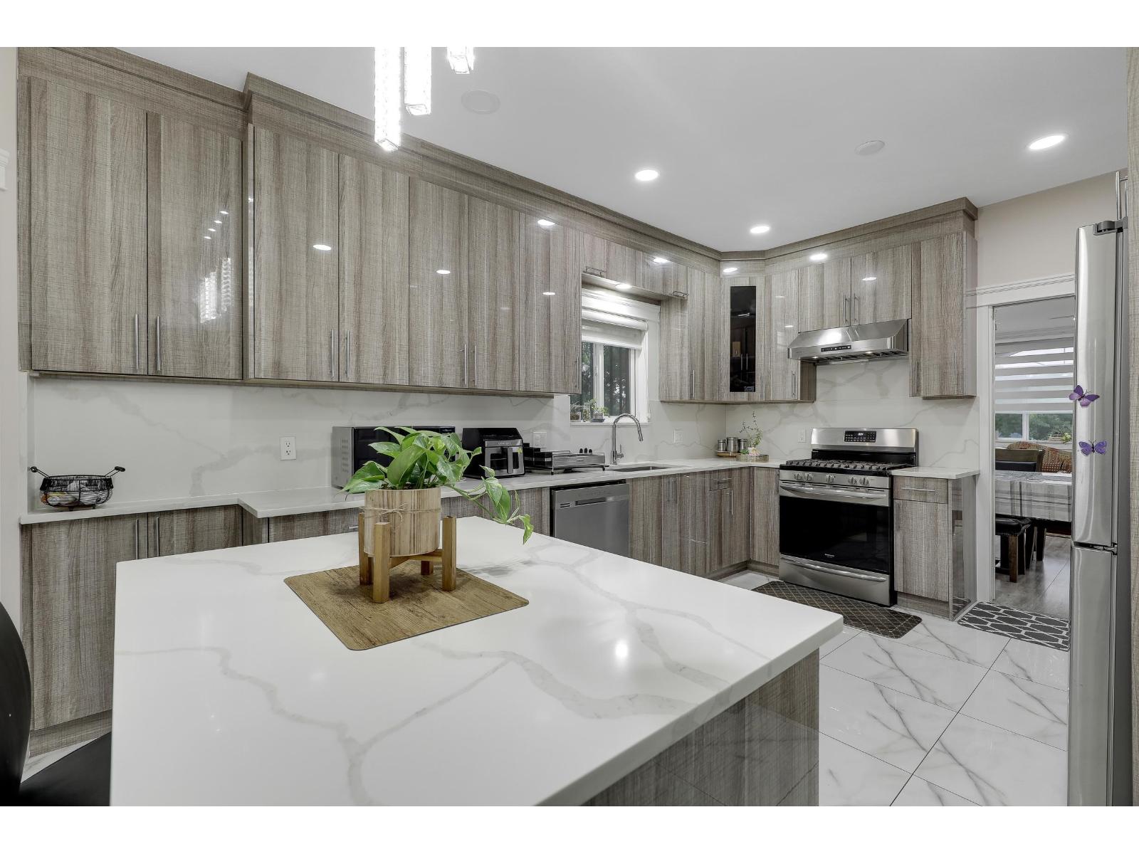 12046 84 Avenue, Surrey, British Columbia  V3W 3G3 - Photo 8 - R3055326