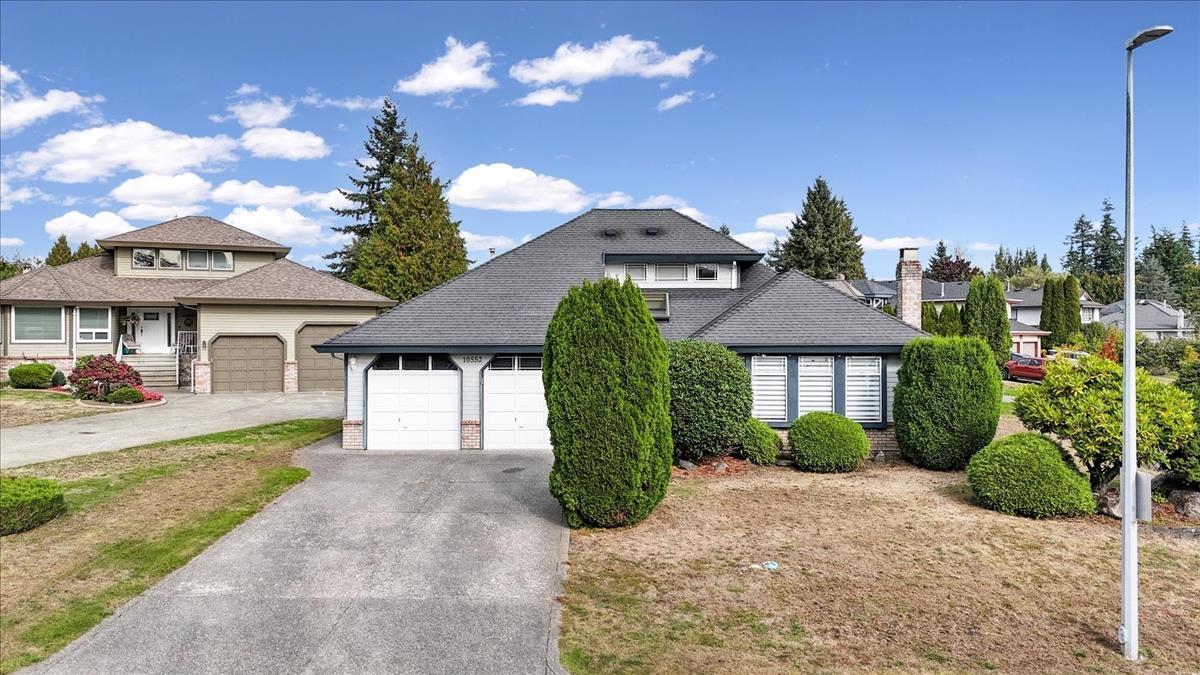 10552 Woodglen Close, Surrey, British Columbia  V4N 1V4 - Photo 1 - R3055797