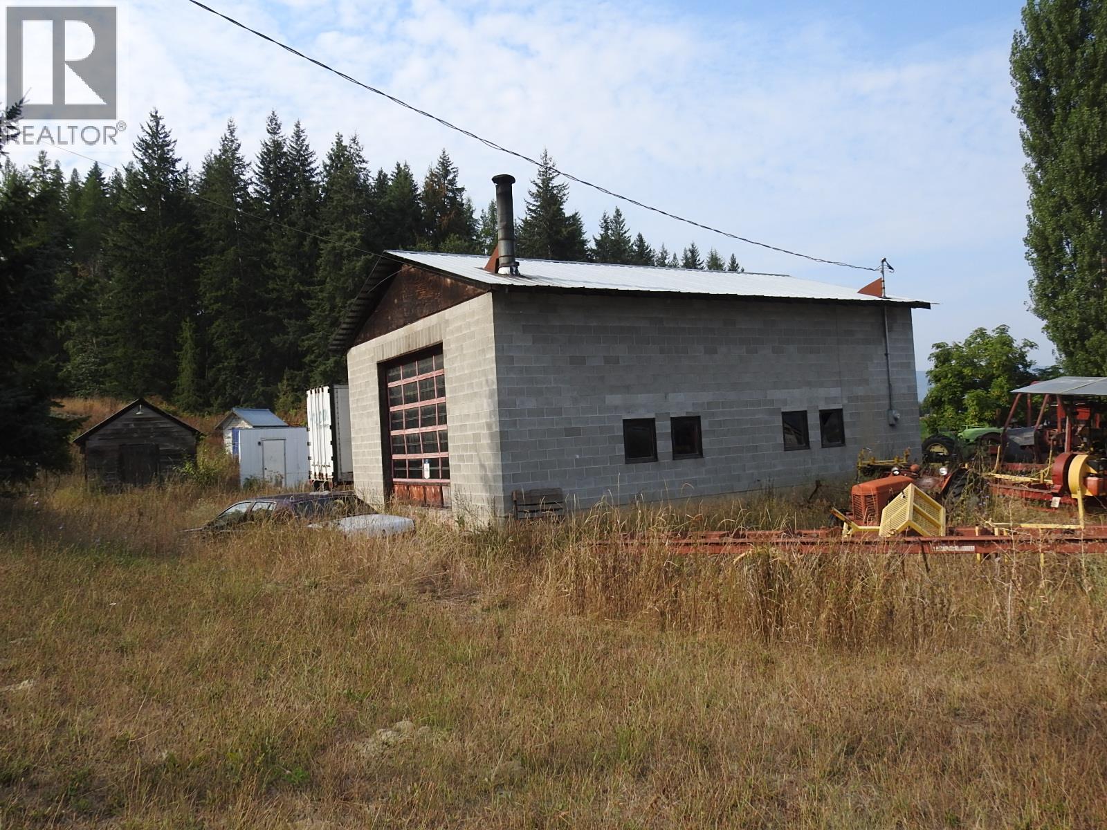 4596 Back Enderby Road, Spallumcheen, British Columbia  V0E 1B8 - Photo 24 - 10363178