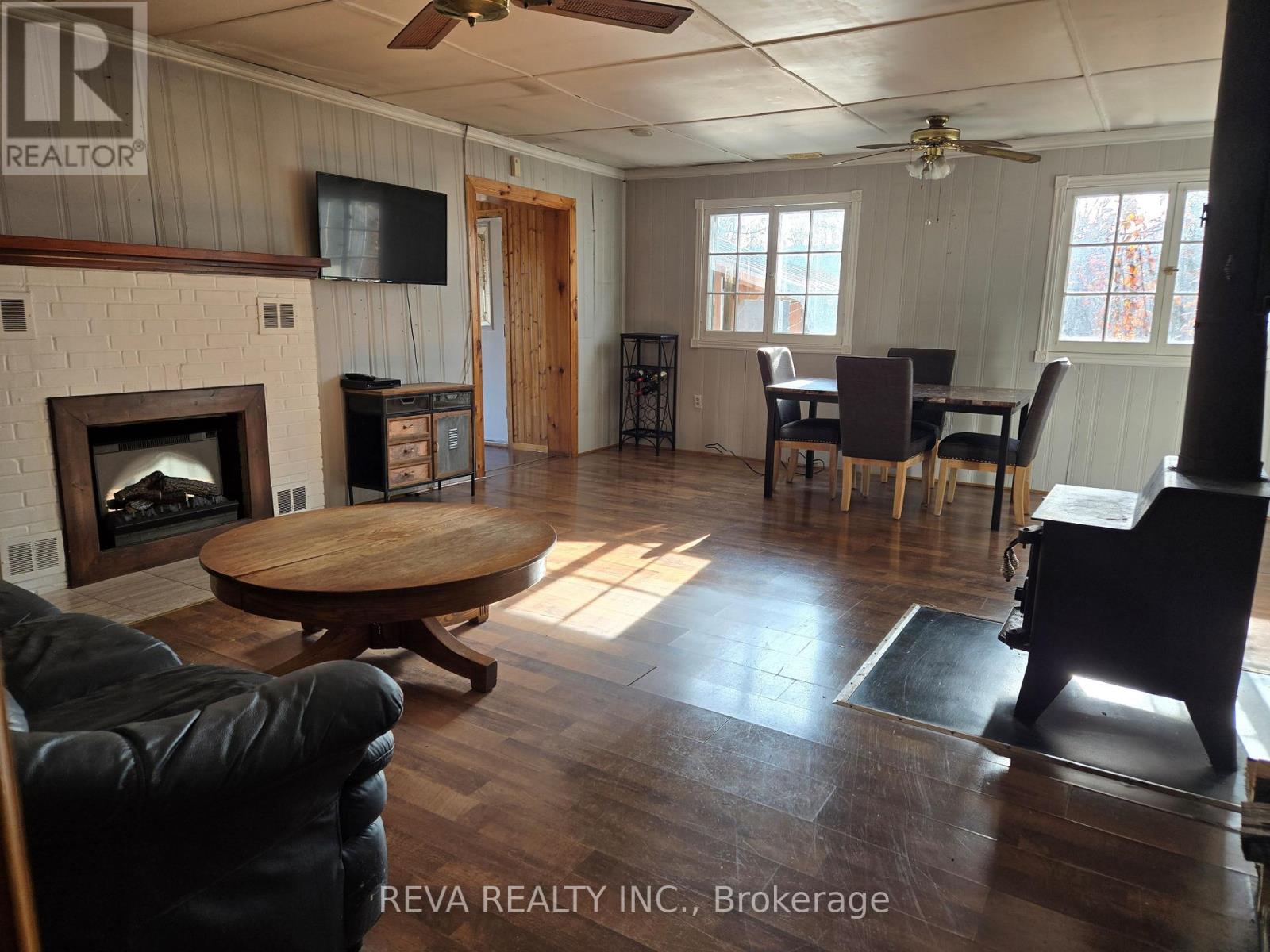 329b Hutson Lake Road, Greater Madawaska, Ontario  K0J 2R0 - Photo 11 - X12467028