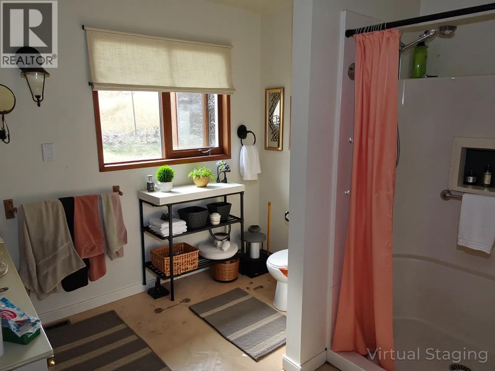 4596 Back Enderby Road, Spallumcheen, British Columbia  V0E 1B8 - Photo 30 - 10363178