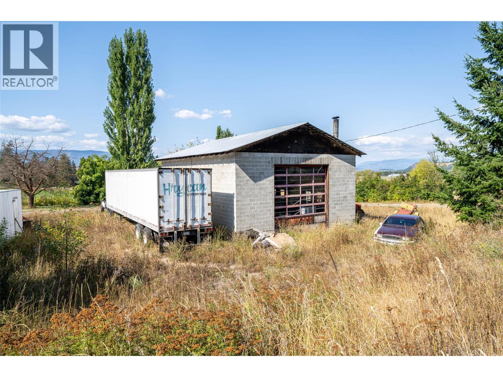 4596 Back Enderby Road, Spallumcheen, British Columbia  V0E 1B8 - Photo 8 - 10363178