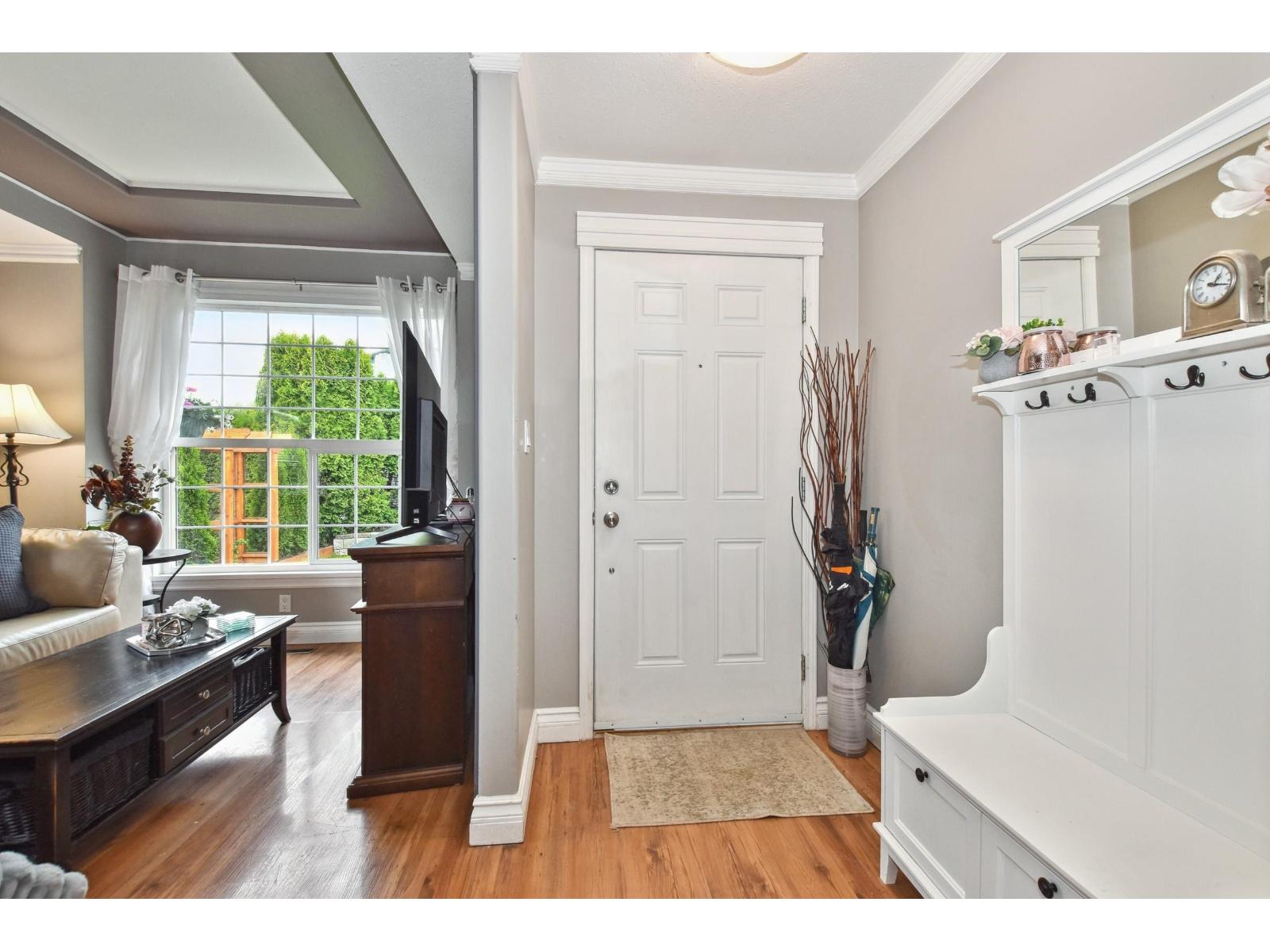 7461 Murray Street, Mission, British Columbia  V2V 4A8 - Photo 5 - R3058484