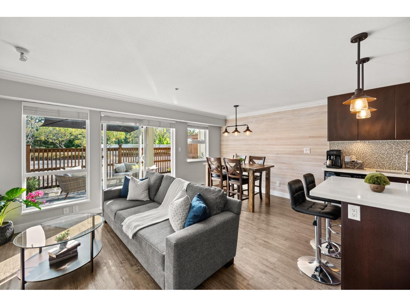 209 15735 Croydon Drive, Surrey, British Columbia  V3S 2L5 - Photo 8 - R3059127