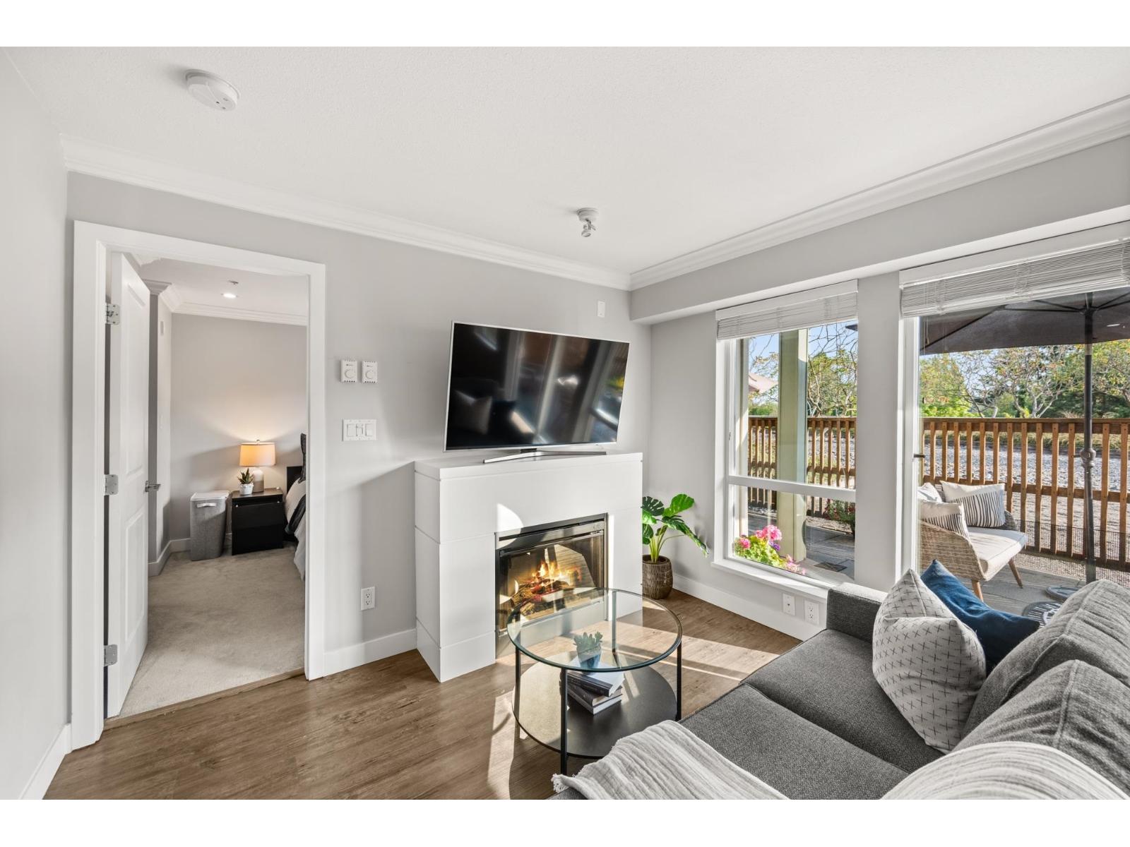 209 15735 Croydon Drive, Surrey, British Columbia  V3S 2L5 - Photo 6 - R3059127
