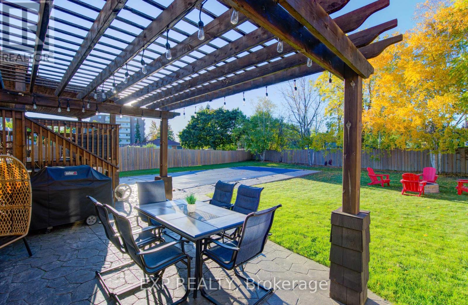 36 Blackfriars Place, Kitchener, Ontario  N2A 1M5 - Photo 39 - X12466989