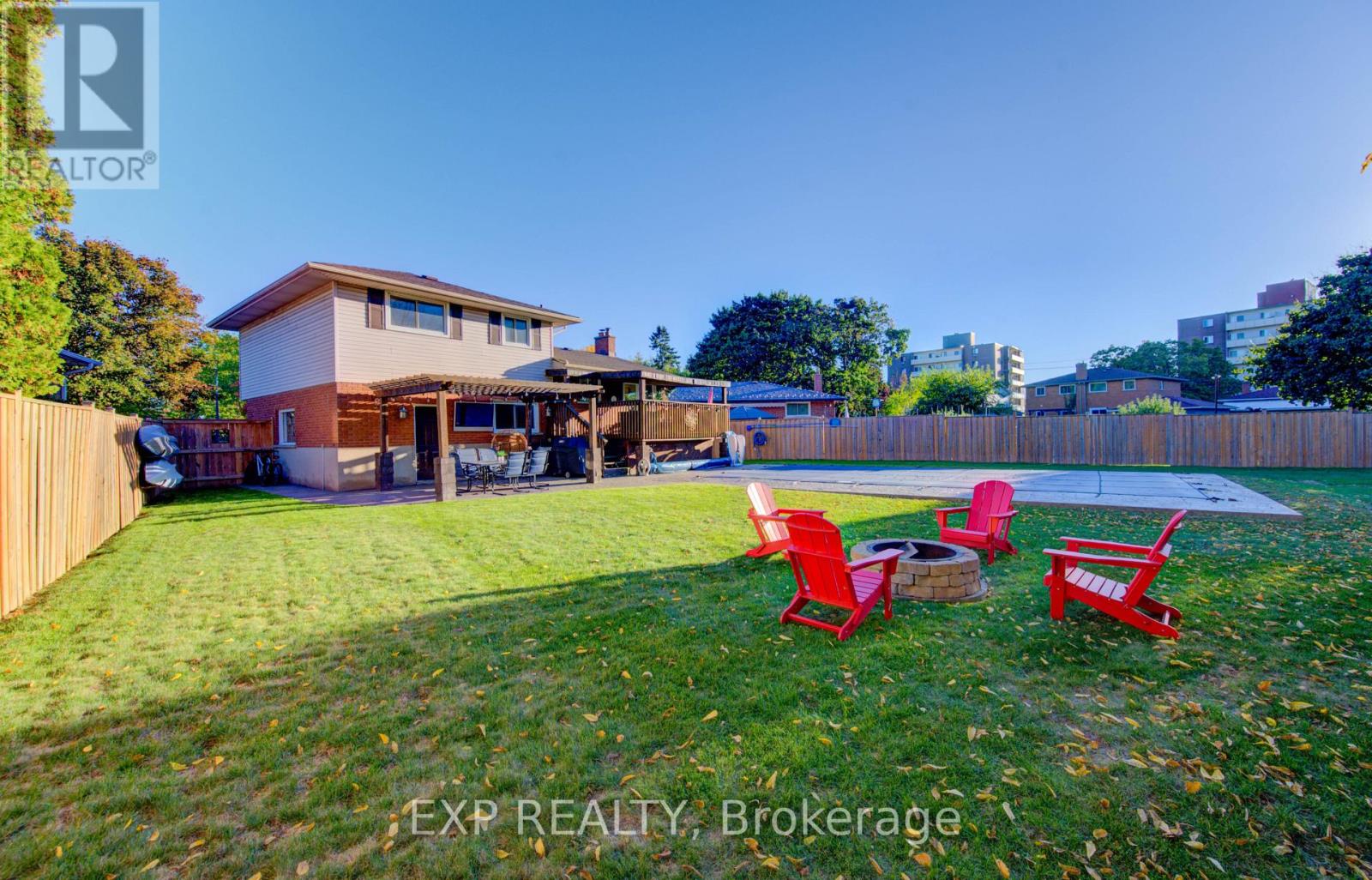 36 Blackfriars Place, Kitchener, Ontario  N2A 1M5 - Photo 44 - X12466989