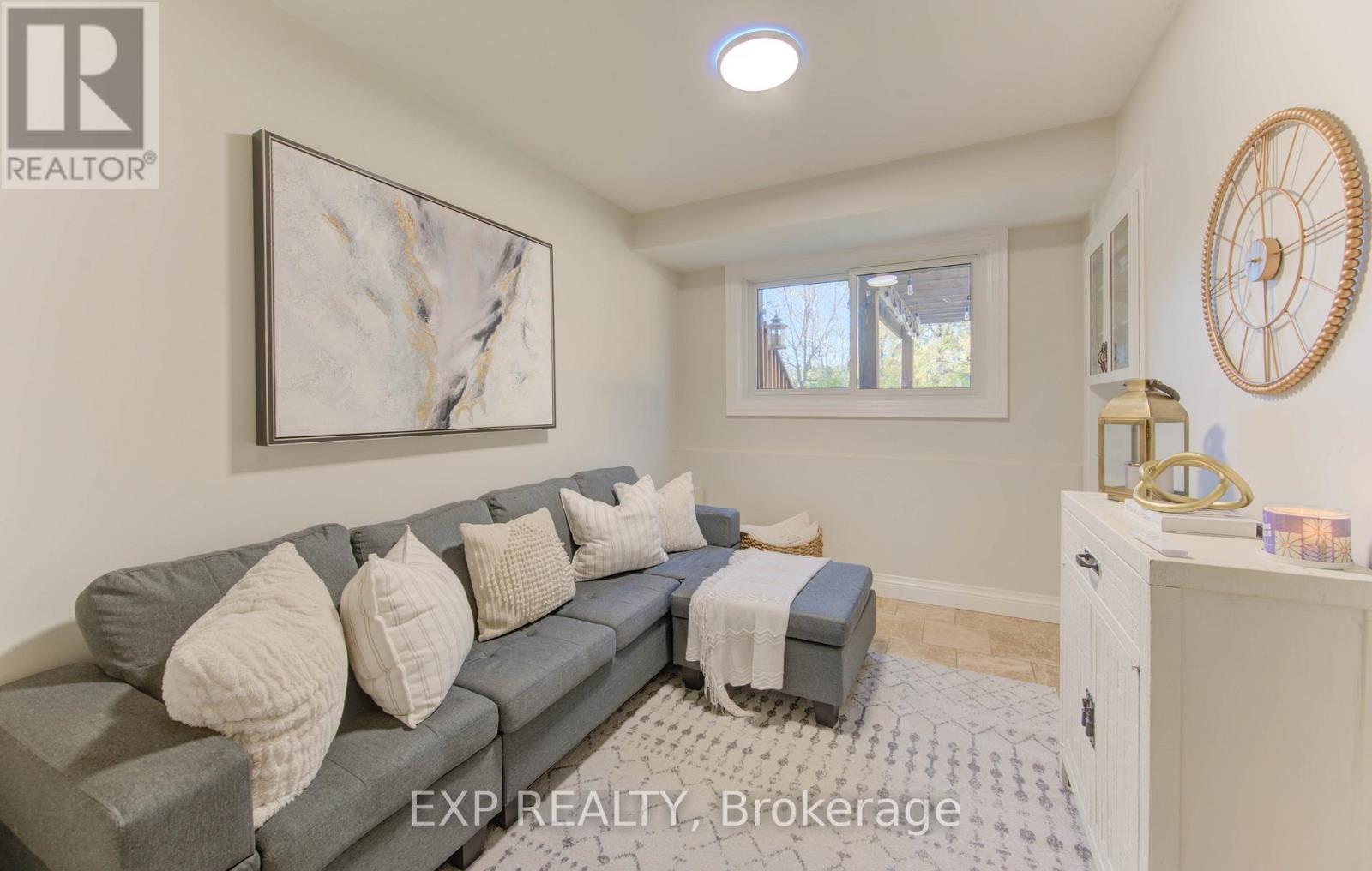 36 Blackfriars Place, Kitchener, Ontario  N2A 1M5 - Photo 6 - X12466989