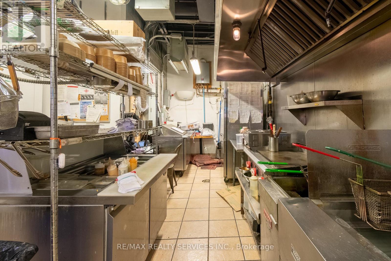275 James Street N, Hamilton, Ontario  L8R 2L4 - Photo 19 - X12467008