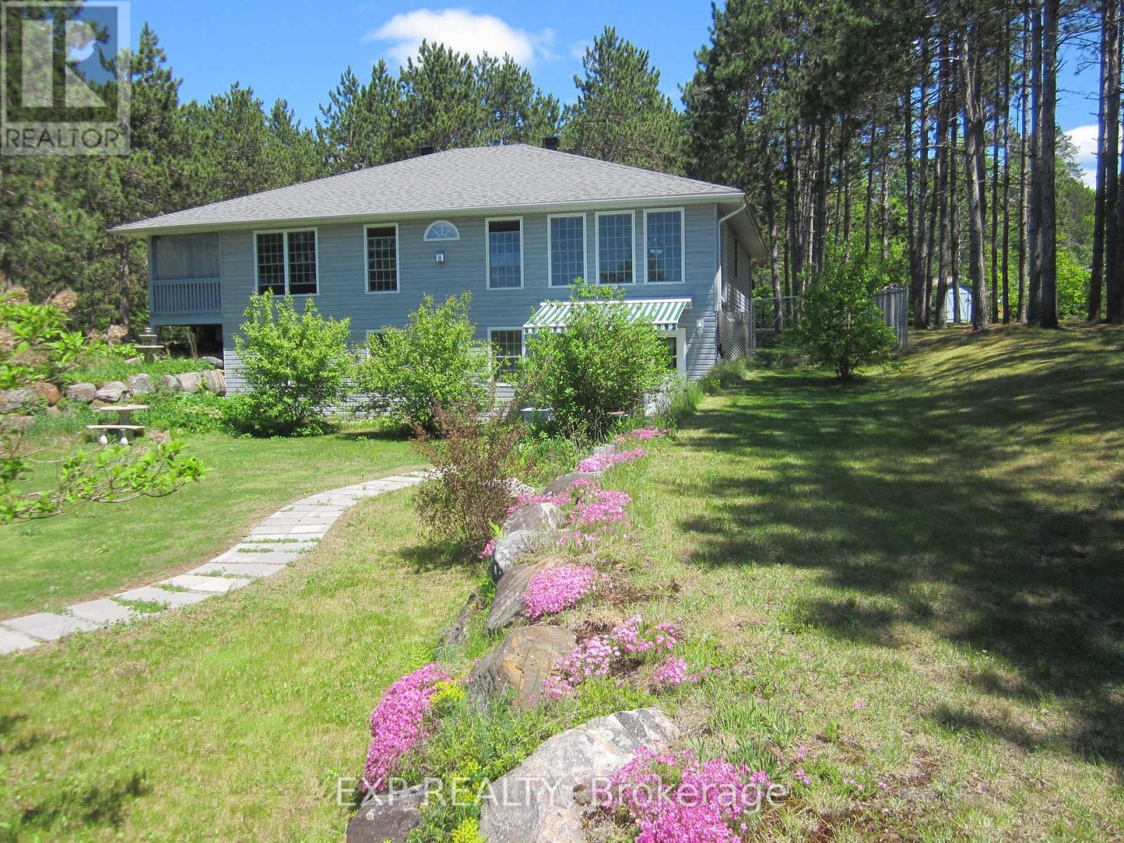 10 Cybulski Road, Madawaska Valley, Ontario  K0J 1B0 - Photo 2 - X12467013