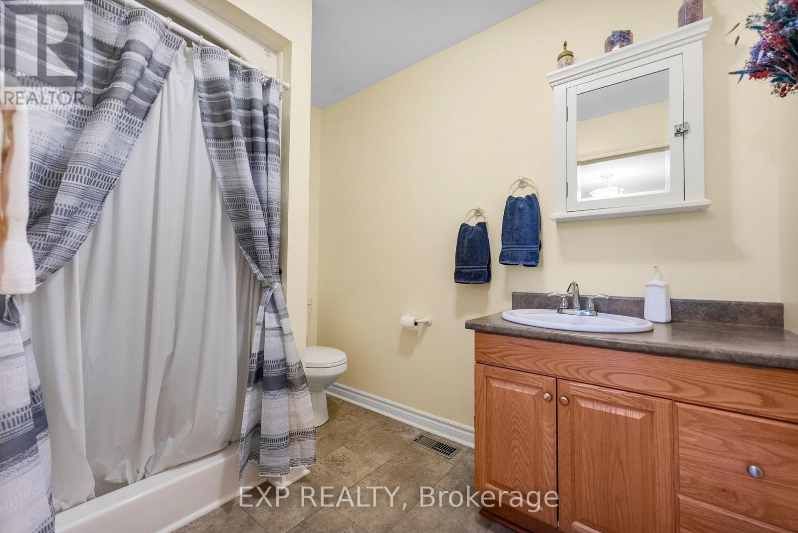 10 Cybulski Road, Madawaska Valley, Ontario  K0J 1B0 - Photo 23 - X12467013