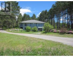 10 CYBULSKI ROAD, Madawaska Valley, Ontario