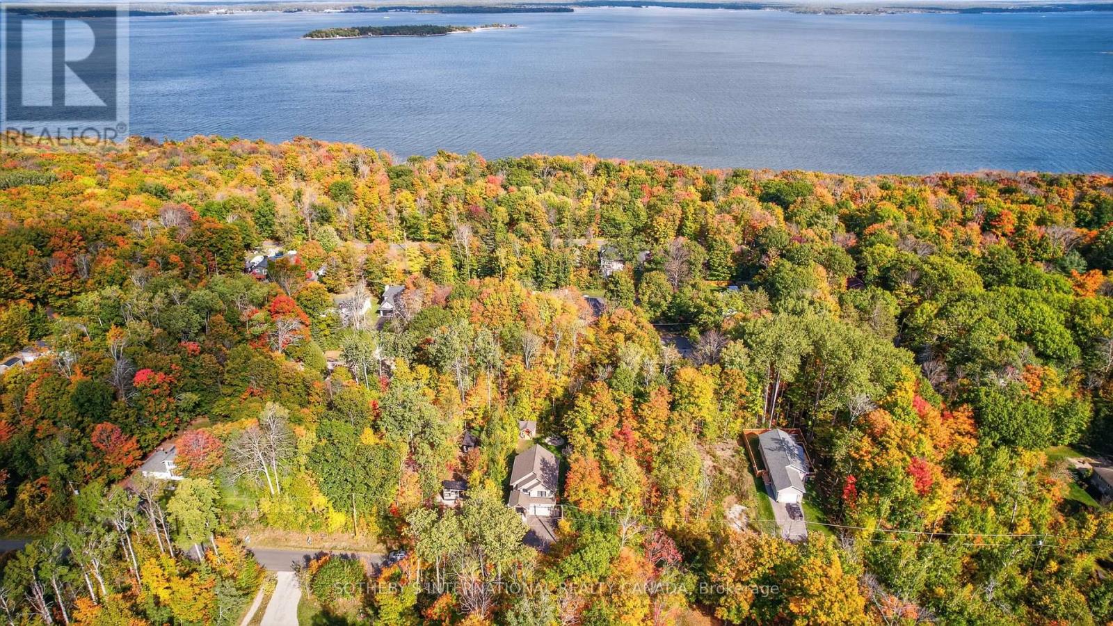 73 WOZNIAK ROAD, Penetanguishene, Ontario