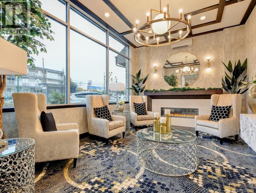 903 622 Admirals Rd, Esquimalt, British Columbia V9A 2N7 - Photo 2 - 1017722