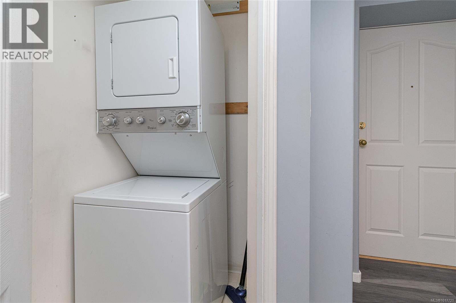 1008 930 Yates St, Victoria, British Columbia V8V 4Z3 - Photo 26 - 1017721