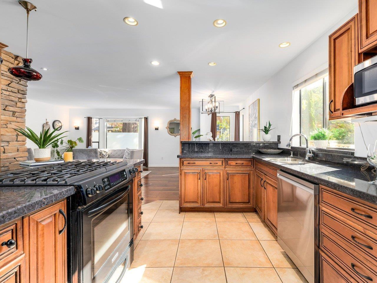 14857 17 Avenue, Surrey, British Columbia  V4A 6G4 - Photo 8 - R3059289